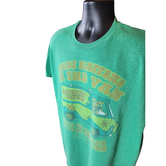 Scooby Doo Mystery Machine T Shirt Large Womens XL Graphic What Happens Van Y2K - Picture 14 of 16